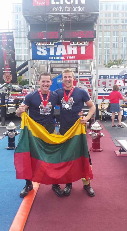 Lauryno Urbonavičiaus (kairėje) ir Mindaugo Valaičio tandemas čempionate užėmė antrąją vietą.