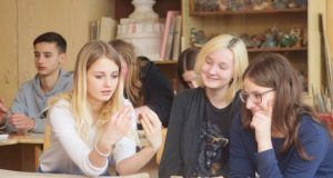 Moksleiviai edukacinėje pamokoje ne tik sužinojo daugiau apie Obelius