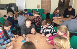 Obeliečiai kūrė iš guminukų ir pagaliukų. Organizatorių archyvo nuotr.