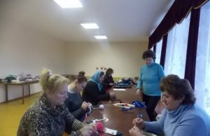 Grindų patiesalų nėrimas. R. Kalnietienės nuotr.