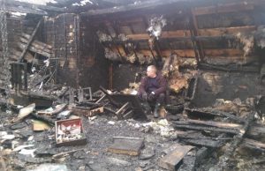 Ugnis pasiglemžė ūkininko turtą Tomas Jarušauskas: „Pasėdėjau