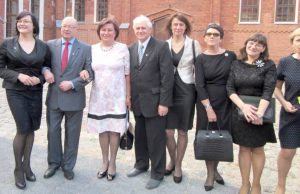 Darbo birža minėjo 25-erių metų jubiliejų Darbo biržos jubiliejaus akimirka.