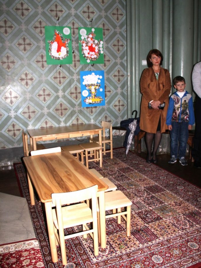 Rokiškio bažnyčioje - kampelis vaikams.