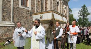 Dievo Apvaizdos atlaidai Kriaunose.