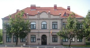 Panevėžio apygardos teismas.