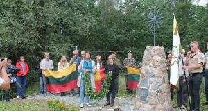 Rokiškėnai Baltijos kelyje. N. Jankauskienės nuotr.