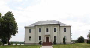 Prie Obelių muziejaus norima įrengti sveikatingumo taką.