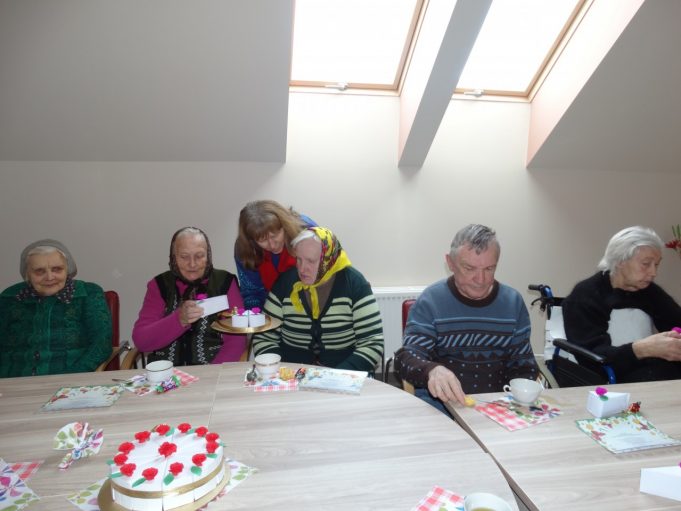 Senelius nudžiugino dėmesys. R. Jakulienės nuotr.