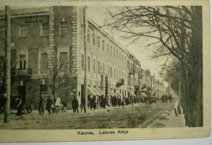 Atvirlaiškis onuškietei Z. Kalnietytei iš Kauno su miesto centro vaizdu. 