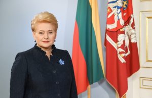 "Šį Seimo sprendimą vertins rinkėjai", - prezidentės Dalios Grybauskaitės poziciją dėl veto atmetimo perdavė Prezidentūros spaudos tarnyba. Eltos nuotr.