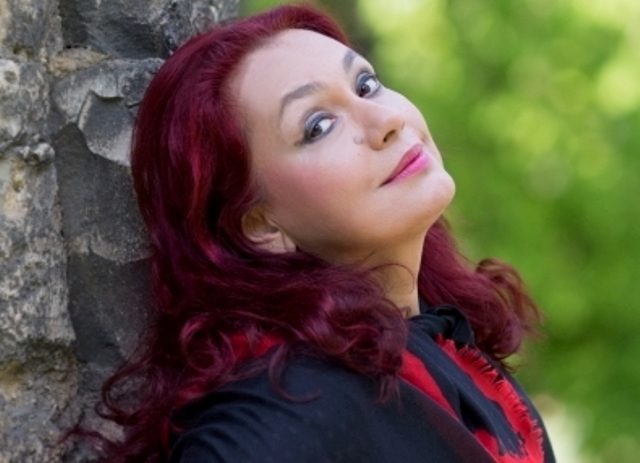 Operos žvaigždė rumunė Anda Louise Bogza – muzikos vakarų muziejaus menėje viešnia. Asmeninio archyvo nuotr.