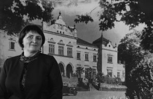 Lankytojams į Rokiškio dvarą vilioti – neįprasta fotoateljė, kurioje kiekvienas gali pasidaryti portretą ant pasirinkto Rokiškio vaizdo.