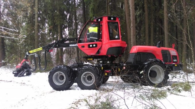 Naujoji medkirtė Rokiškio girininkijos miške. Naujoji medkirtė Rokiškio girininkijos miške.