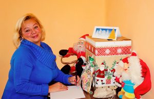 Sėlynės bibliotekininkė Renata Baltrūnienė teigė, kad bibliotekoje įrengtoje Kalėdų Senelio pašto dėželėje jau yra nemažai laiškų.