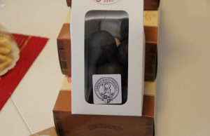 Rokiškio maisto paveldo ženklas - ant Laimutės Sadauskienės produkcijos.A.Minkevičienės nuotr.