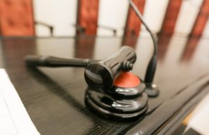 Siūloma suteikti teisę piliečiams individualiai kreiptis į Konstitucinį Teismą