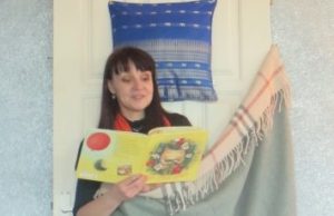 Pasaulinė poezijos diena. Tarptautinė miego diena. Poezijos pogulis Kriaunų bibliotekoje „Pilkoji adyna“