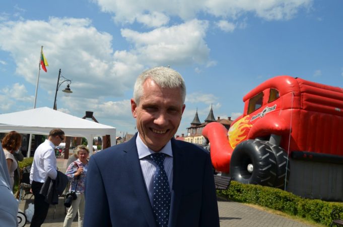 Raimundas Martinėlis „valstiečių“ frakcijos nepalieka, bent jau kol kas. A.Minkevičienės nuotr. Raimundas Martinėlis „valstiečių“ frakcijos nepalieka, bent jau kol kas. A.Minkevičienės nuotr.