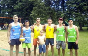 Rokiškėnai tinklininkai šlavė prizines vietas