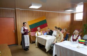 Viktorina Ragelių bibliotekoje