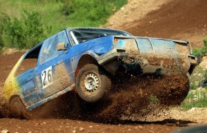 Autokroso mėgėjai atidarė naująjį sezoną (nuotraukų galerija)