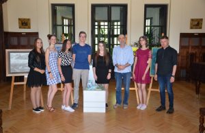 Dailės mokyklą baigė šeši jaunieji dailininkai