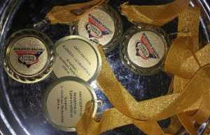 Sportininkų rankose – KKSC baigimo pažymėjimai