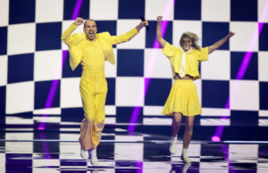 „The Roop“ keliauja į „Eurovizijos“ dainų konkurso finalą