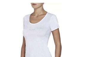 Intriguojantys faktai apie apatinį trikotažą: nuo karalių drabužių iki apatinių marškinėlių filme