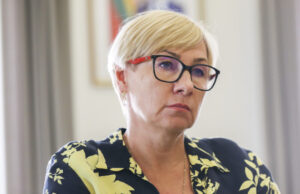 J. Šiugždinienė džiaugiasi: ugdymo įstaigose testuojasi jau apie 40 proc. mokinių, tai labai svarbi prevencinė priemonė