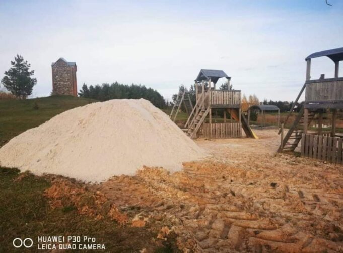 246801148_10158593093161476_2192712590295647659_n