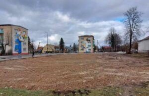 „Vaiduoklio“ vietoje žaliuos veja