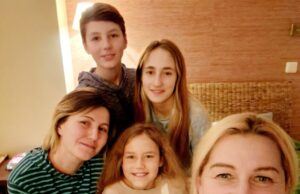 Pirmosios ukrainiečių šeimos jau Rokiškyje – svarbu turėti kur galvą padėti ir kad sirenos nekauktų