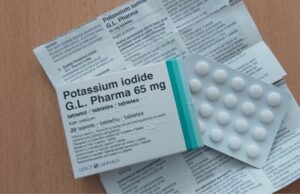 Rokiškėnai teiraujasi, kodėl kalio jodido tabletės dalinamos ne visose savivaldybėse