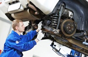 Automobilio pakabos remontas