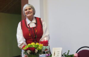 Poezijos gerbėjai šiltai sutiko naują Danutės Tumonytės-Mažeikienės knygą