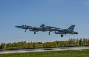 Rokiškį išgąsdinę sprogimų garsai – dėl Karinių oro pajėgų pratybų