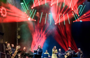 Jautrios ukrainiečių melodijos ir pasaulio muzika – Sauliaus Petreikio grupės ir Daria Repalo pasirodymas šiuolaikinio meno festivalyje START Rokiškyje