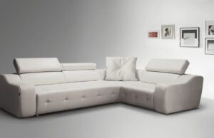 Kaip dekoruoti tuščią svetainės kampą?