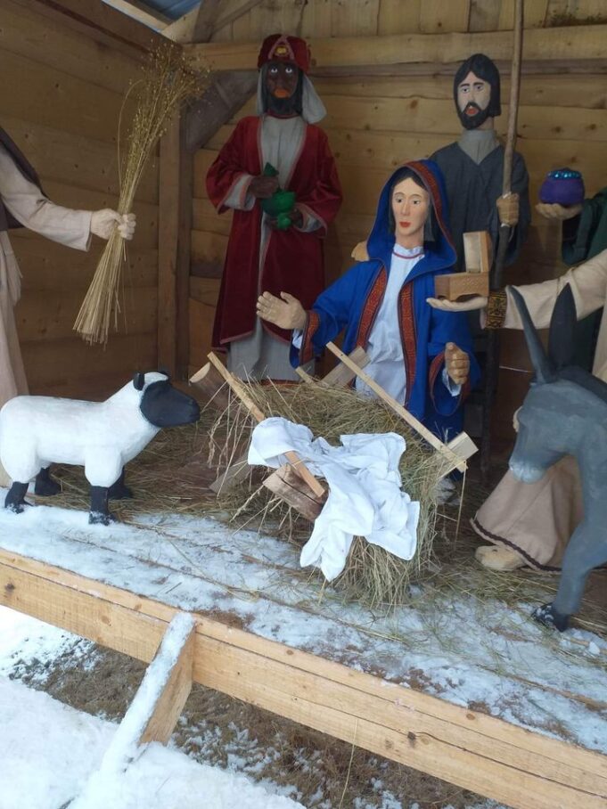 vilma-dingo jėzus1 Vagystė šokiravo J. Masiulio knygyno savininkus ir darbuotojus. Knygyno feisbuko nuotr.