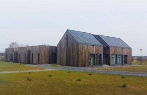 Prie Kalneliškių kapinių atidaromi šiuolaikiški laidojimo namai