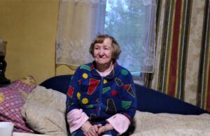 Rokiškietė Valentina svajoja įsigyti po gaisro suteiktą savivaldybės butą, bet netenkina kaina