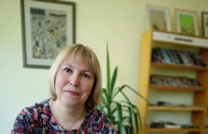 Pažintys: Bajorų biblioteka veikia išvien su teatru „Šnekutis“ bei klubu „Vidurdienio Damos“