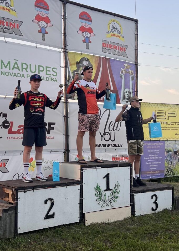 367597521_1003876760736015_6689284212932239279_n