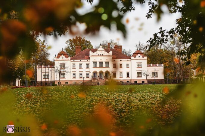 122170667_2703328453216168_6707545691236433585_n