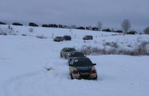 Sekmadienį vyko „Žiemos auto šventė Bajorai 2023“ (video)
