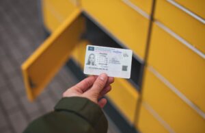 „Regitra“: daugiau kaip trečdalis vairuotojo pažymėjimų užsakoma internetu – aktyvesnės moterys