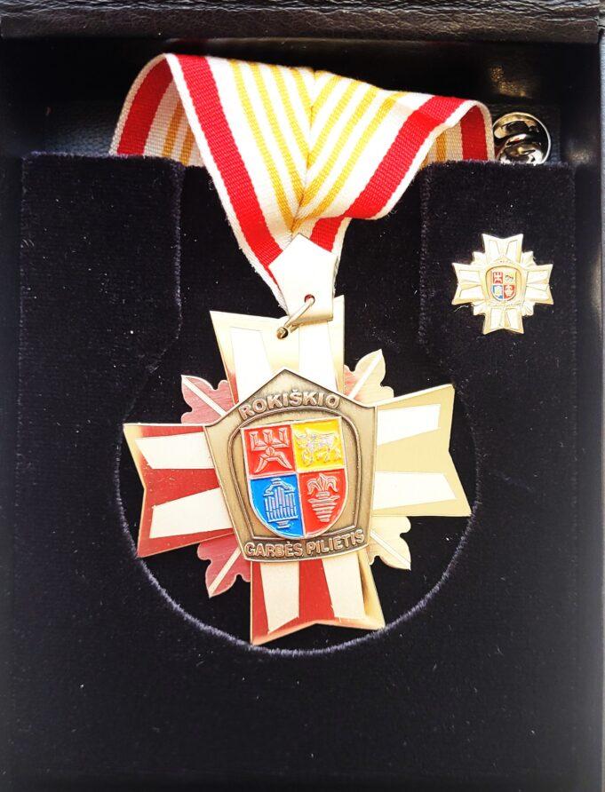 Garbes-piliecio-zenklas