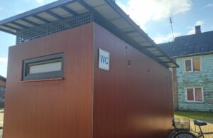 Nešvarus reikalas: moterų tualetas užrakintas ilgam