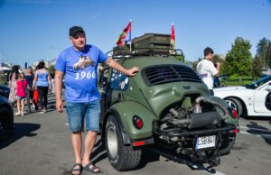 Tarp 153 išskirtinių automobilių ir rokiškėno „Volkswagen Baja“